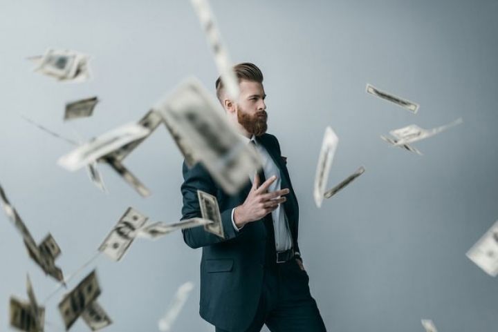 Dollarlaşma 80 faizdən aşağı düşdü