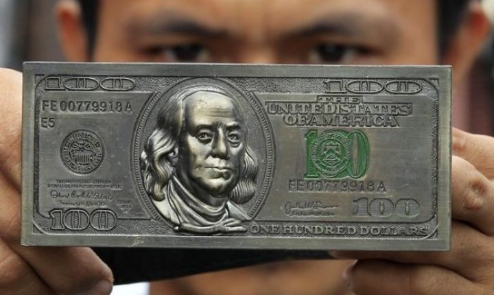 Dollar 1,70 manat səviyyəsində sabitləşdirilir?