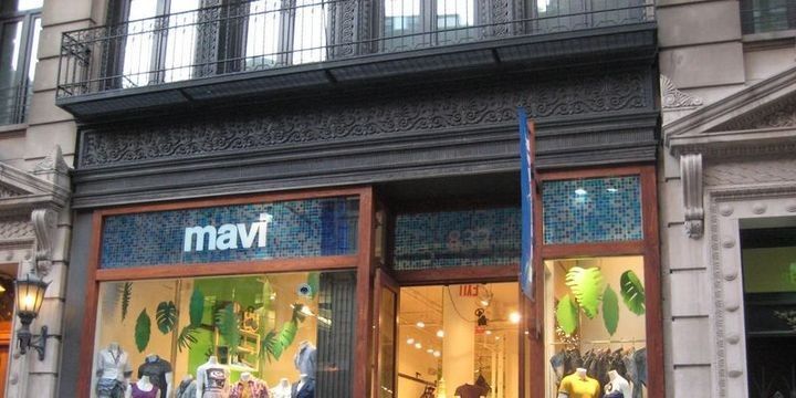 Tanınmış geyim markası investorlara satılacaq