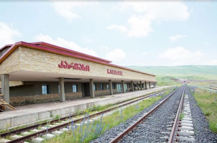 KİV: Bakı-Tbilisi-Qars dəmir yolu xətti 2018-ci ildə istismara veriləcək