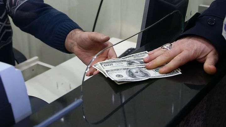 Şənbə günü valyuta mübadiləsi imkanı  