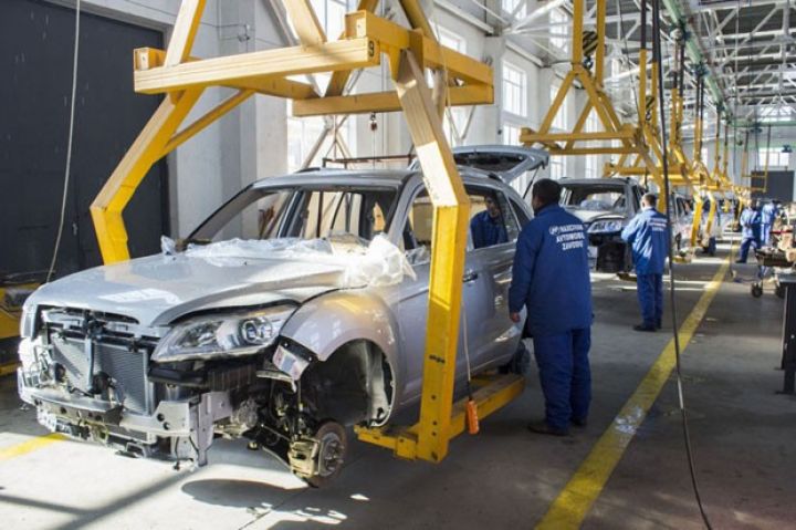 Naxçıvan Avtomobil Zavodunun maşınları satılmır