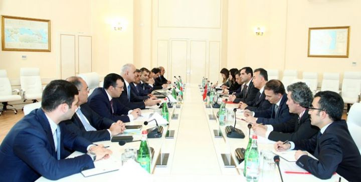 Naxçıvan məhsullarının Türkiyəyə ixracına dair müzakirələr aparılıb 