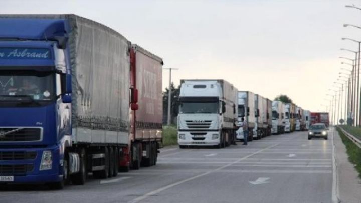 Rusiya-Azərbaycan sərhədində yük avtomobillərinin növbəsi aradan qalxıb   