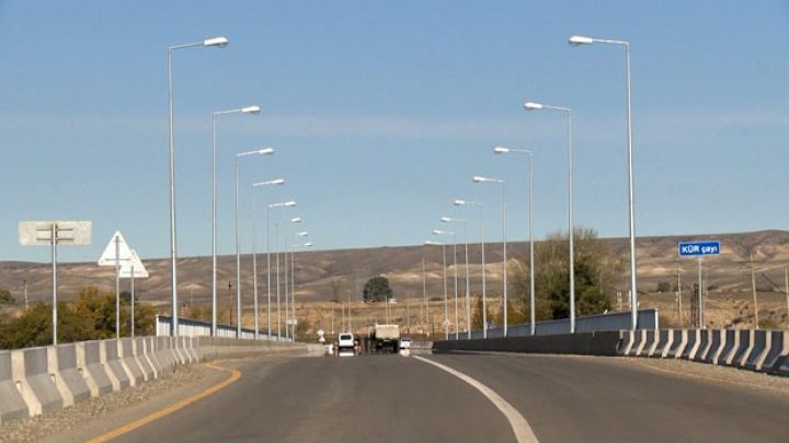 Asiya İnkişaf Bankının pulu ilə körpülər tikilib