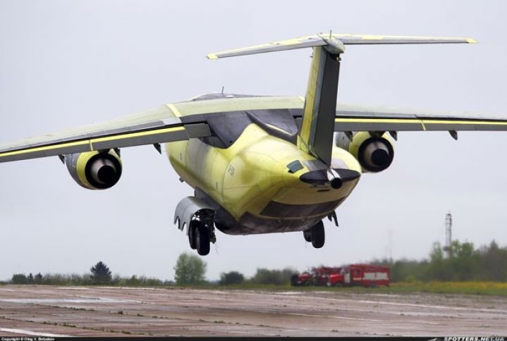 Bakı və Kiyev Azərbaycanda birgə təyyarə istehsalı ilə bağlı razılaşıb