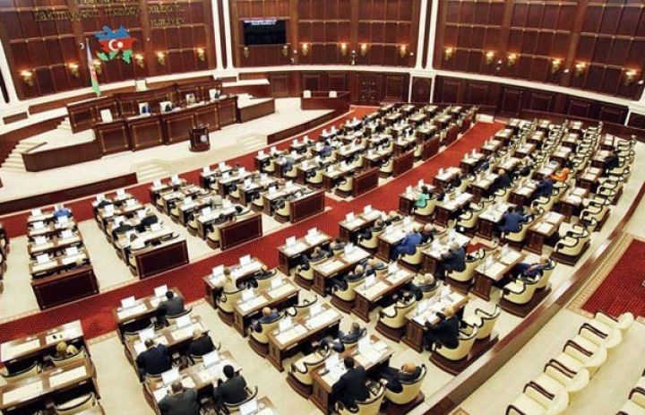 Torpaqla bağlı cərimələrin bir qismi dövlət işçilərinə ödəniləcək