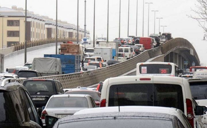 Tıxacların azaldılması üçün layihələr hazırlanıb