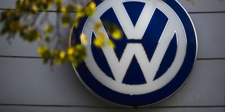 Volkswagen Ducati-nin satışını təxirə salıb