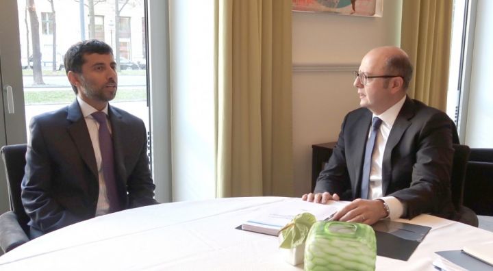 Şahbazov və Mazrouei neftin ucuzlaşmasının qarşısının alınmasını müzakirə edib