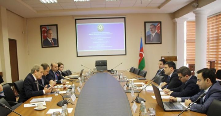 Palatada QDTİB-in prezidentilə görüş olub