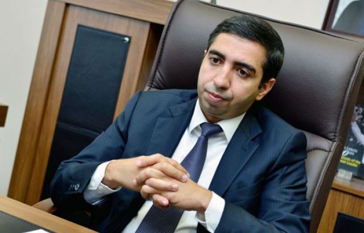 "Pilot layihələr keçirilən rayonlarda bəzi həkimlərimiz 5-6 min manat maaş alır"