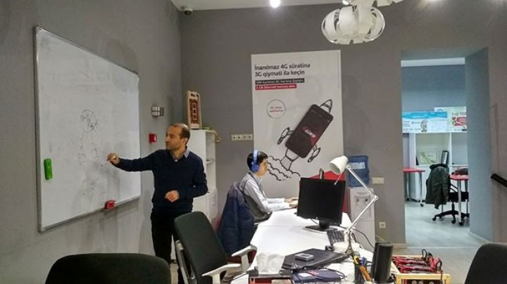 “Bakcell”dən developerlər üçün “Blokçeyn texnologiyası və yeni imkanlar” mövzusunda təlim