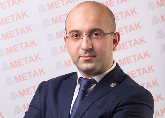 "Rəqiblərimiz abırsızcasına məhsullarımızı gözdən salmağa çalışırlar"