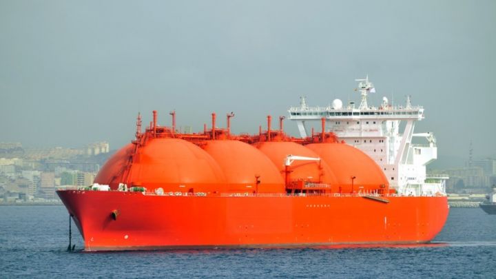 SOCAR payızda maye qazın Pakistana tədarükünə başlayacaq