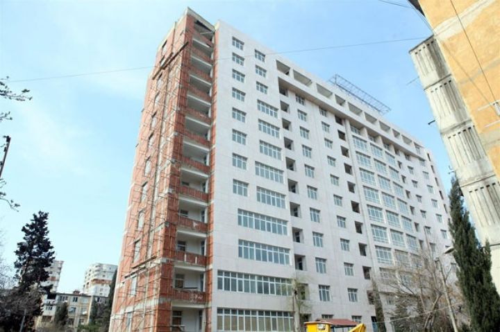 Nazirlikdən mənzillərin əlil olmayan şəxslərə verilməsi iddialarına reaksiya