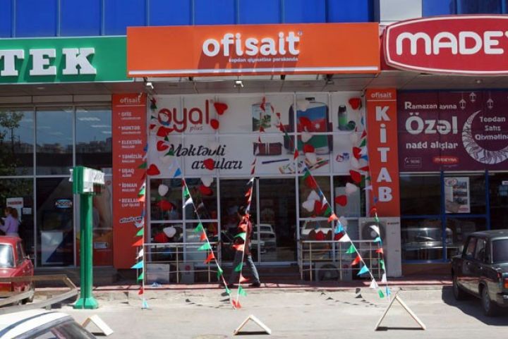 “Ofisait”dan Silahlı Qüvvələr Gününə özəl aksiya!