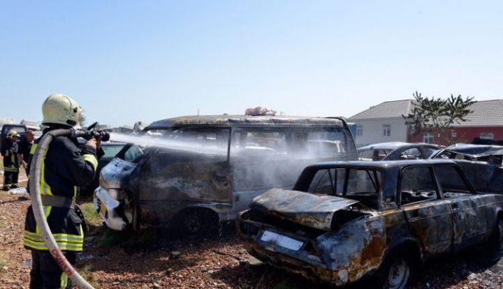 Fövqəladə Hallar avtomobillərin yanması barədə məlumat yaydı