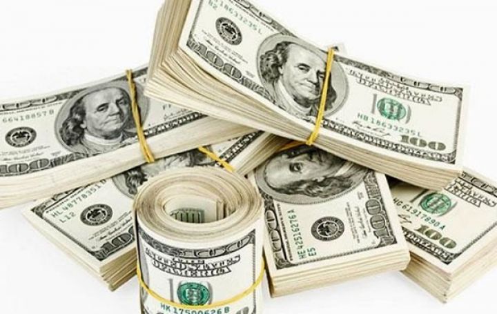 Dolların martın 9-na olan məzənnəsi açıqlandı