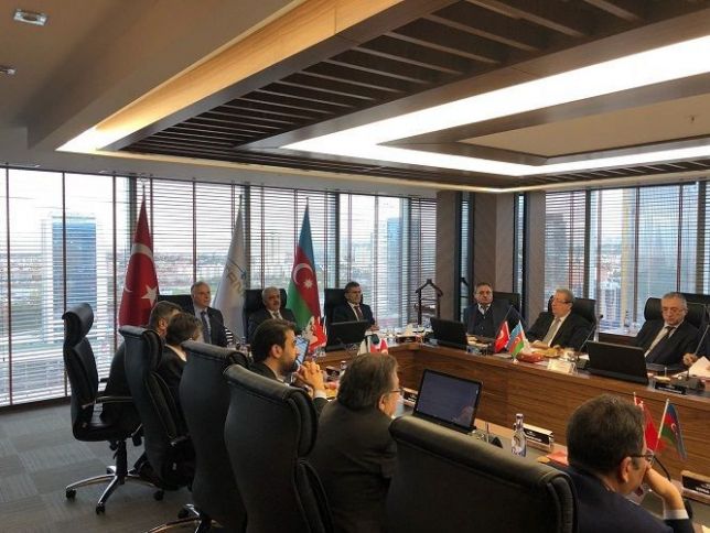 Rövnəq Abdullayev Ankarada iclas keçirib