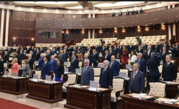 Milli Məclisdə növbəti ilin dövlət büdcəsi ilə bağlı müzakirələr başa çatıb