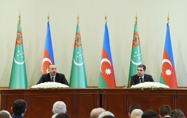 "Yaxın vaxtlarda Türkmənistanla Azərbaycan arasında yük axınının xeyli artımını görəcəyik"