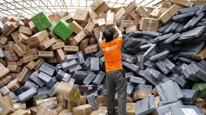 Çin sürətli poçt daşınmasında liderliyi davam etdirir