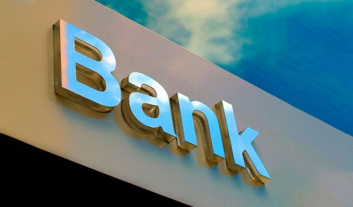 Bu bank mənfəətdən zərərə keçib