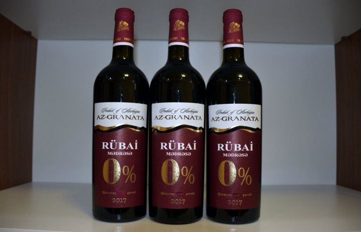 Azərbaycanda "Hacı şərabı" istehsalına başlandı