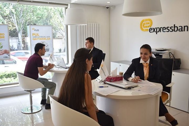 Expressbank karyera günü keçirdi