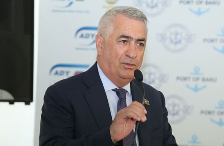 "Yük var, daşımağa vaqonumuz çatmır"