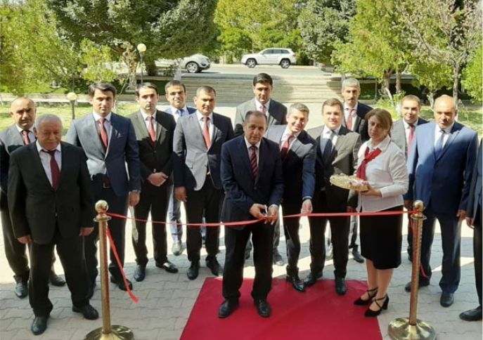 Kapital Bank Naxçıvandakı filiallarını yeniləyir