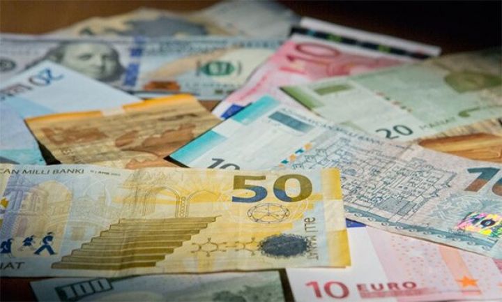 Rəsmi məzənnələr açıqlandı