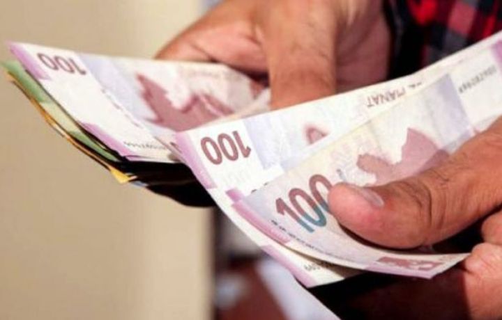 Maaş və sosial müavinətlər üçün 10 milyard manatlıq xərc