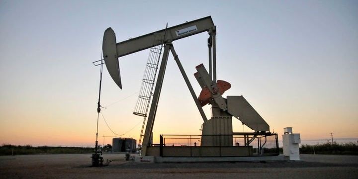 Azərbaycanda neft hasilatı azalmaqda davam edir