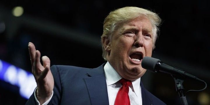 Tramp Boeing 737 Max 8 və 9 təyyarələrinin uçuşunu qadağan etdi