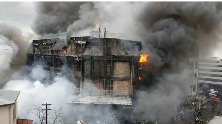 Ticarət mərkəzində baş verən yanğının ilkin səbəbi açıqlanıb 