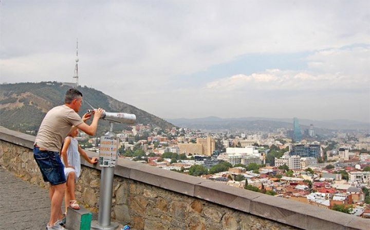 Gürcüstana səfər edən azərbaycanlı turistlərin sayı 17% artıb