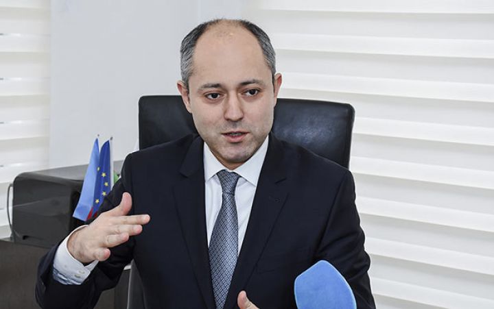 “AccessBank”ın sədri vəzifəsini  tərk edir