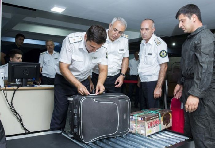 Xarici ticarətlə məşğul olan fiziki şəxslərin sayı azalıb