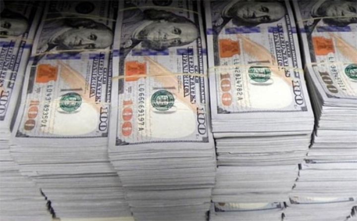 Banklarda Dollar, Avro, Rubl və Lirənin alış-satış qiymətləri