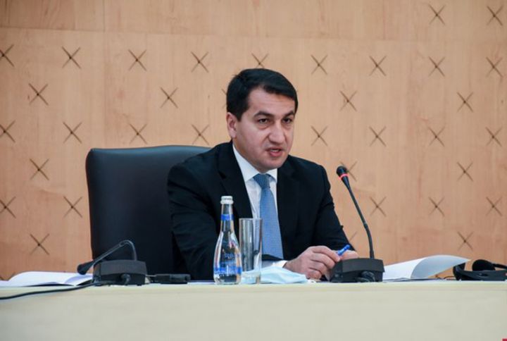 “Ermənistan ordusu Gəncənin mərkəzi bazarını atəşə tutub, bazarın hansı hərbi əhəmiyyəti ola bilər?”