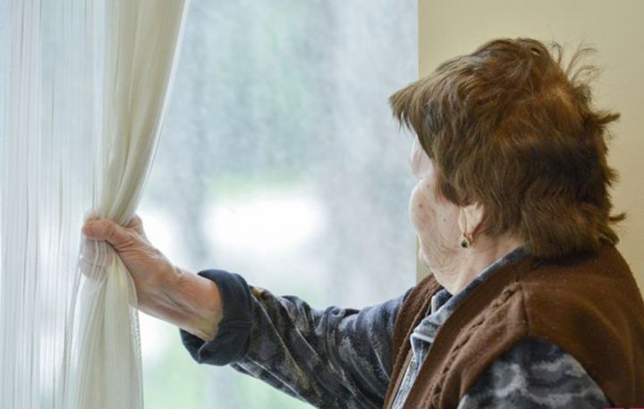 Yaşı 65-dən yuxarı olanların yaşayış yerlərini tərk etməmələri tövsiyə edildi