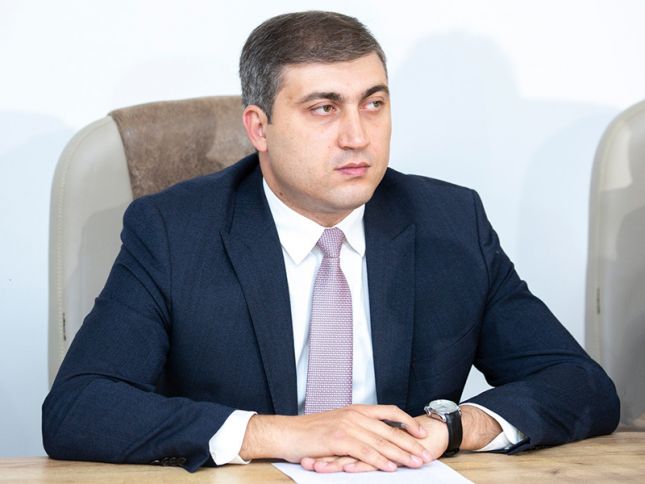 "Cəbhəyə yaxın rayonlarda yığım və şumlama prosesləri davam edir"