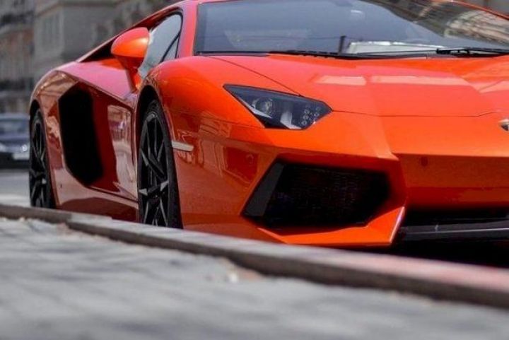 Azərbaycanda satılan bahalı avtomobillər - FOTO