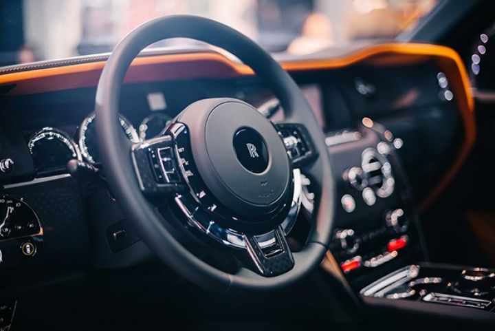 Bakıda yeni Rolls-Royce avtomobili təqdim edildi - FOTOLAR