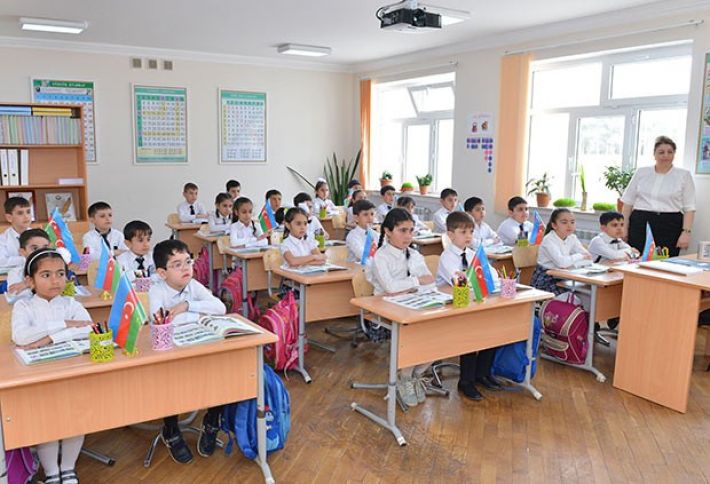 Azərbaycanda dərslərin dayandırılması müddəti uzadıldı