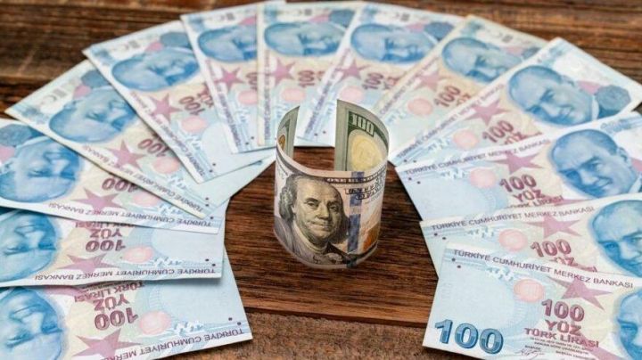 Dollar/TL-də yeni rekord - LİRƏ DAHA DA UCUZLAŞDI