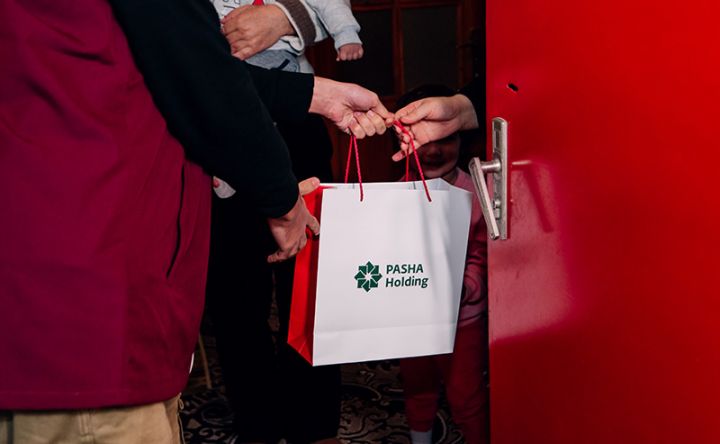 PAŞA Holding-in dəstəyi ilə “Qırmızı ürəklər” fondu şəhid övladlarını təbrik etdi