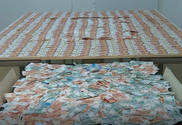 Azərbaycandan külli miqdarda valyuta çıxarmağa cəhd edən Gürcüstan vətəndaşı saxlanılıb